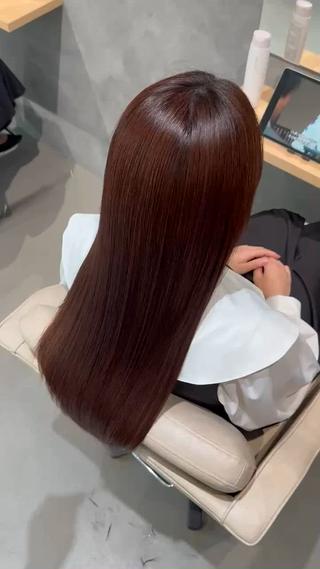 ロング ブリーチ縮毛矯正/ 複雑履歴🉑/タイチのヘアスタイル