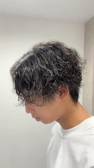 ミディアム パーマ メンズ 淺野 夕都のヘアスタイル