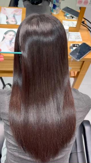 ロング カラーモデル募集 🤍momoha🤍のヘアスタイル