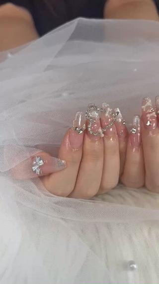 ネイル NiJi Nailsのネイルデザイン