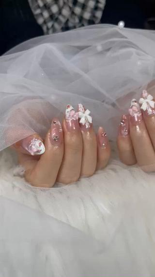 ネイル NiJi Nailsのネイルデザイン