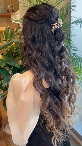ロングだからこそできるアレンジ アレンジも得意ですよ