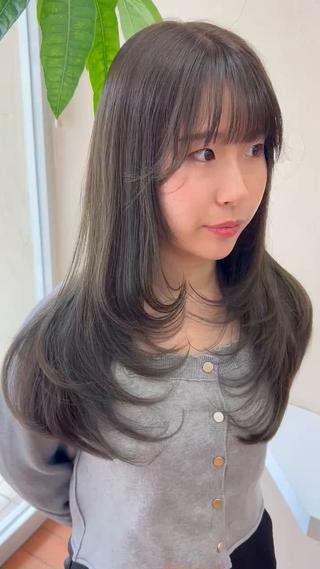ロング 濱川 良栄のヘアスタイル