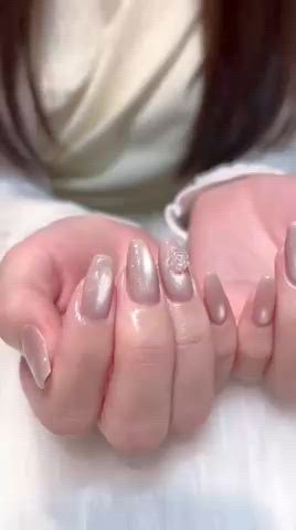 ちゅるんマグネット×バラネイル 