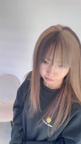 ロング カラー 加藤 佑二のヘアスタイル