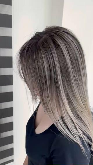 ロング カラー 加藤 佑二のヘアスタイル