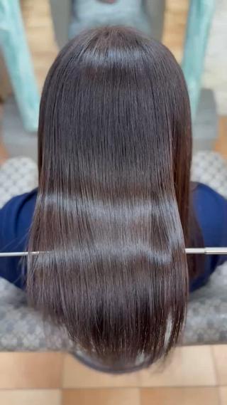 セミロング dolphin ownerのヘアスタイル