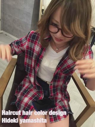 セミロング カラー TATSUKI RESTIAのヘアスタイル