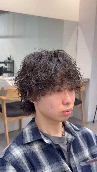 ミディアム パーマ メンズ fifth 村田 悠輔のヘアスタイル