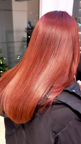 カラー 八木 子龍のヘアスタイル