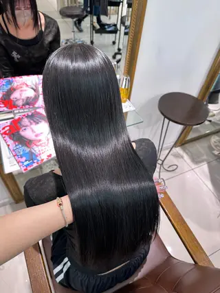 ロング カラー 髪質改善艶カラー🩶 Nanako ⟡.·のヘアスタイル