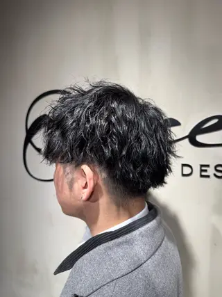 ショート パーマ 艶感/レイヤーカット 🌐Taketoのヘアスタイル