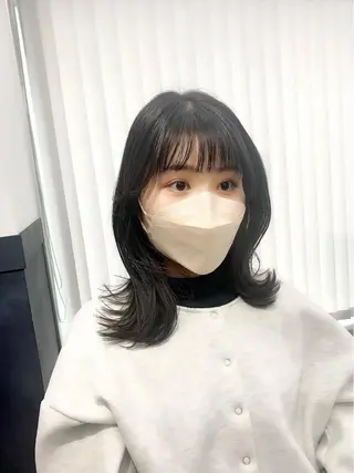 ミディアム カラー パーマ ヘアアレンジ メンズ キッズ ネイル マツエク・マツパ アイブロウ 似合せレイヤー/ 柔らか透明感カラーのヘアスタイル