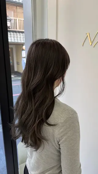 ロング yuna ハイトーン メンズカットのヘアスタイル