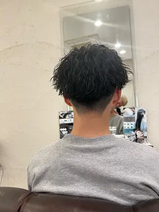 パーマ メンズ 郡山駅前メンズ特化 岩﨑大翼のヘアスタイル