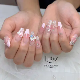 ネイル Lucky Nail Salonのネイルデザイン
