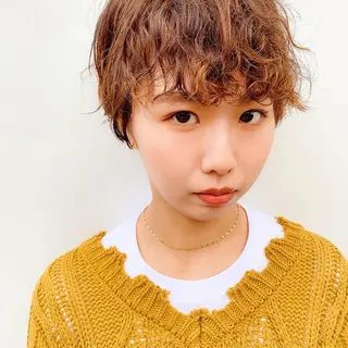 ショート カラー パーマ 中川 竜誠のヘアスタイル
