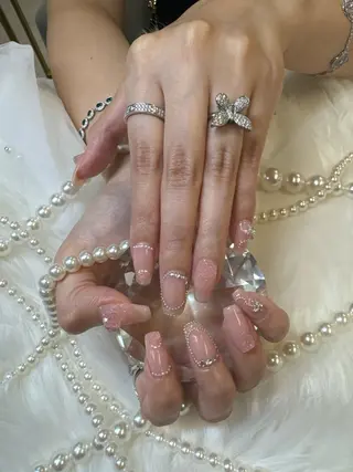 ネイル Queeens nailのネイルデザイン