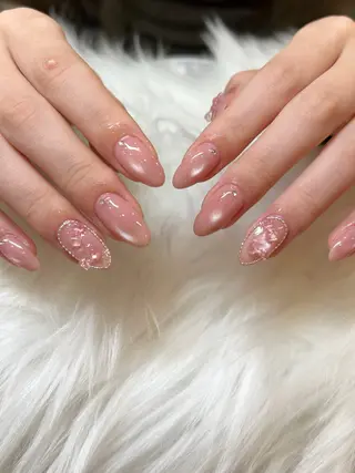 セミロング yeri koharuのネイルデザイン