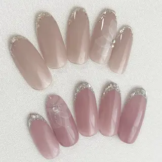 ネイル 【大人上品ネイル】 ゆい🌷のネイルデザイン