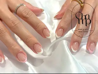 ネイル 岡本 恵｜大人っぽ ・個性ニュアンスのネイルデザイン
