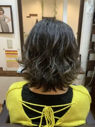 ショート カラー サトウ シューイチのヘアスタイル