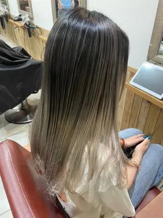 セミロング カラー Wカラーレイヤーカ ット⚡️CHIAKIのヘアスタイル