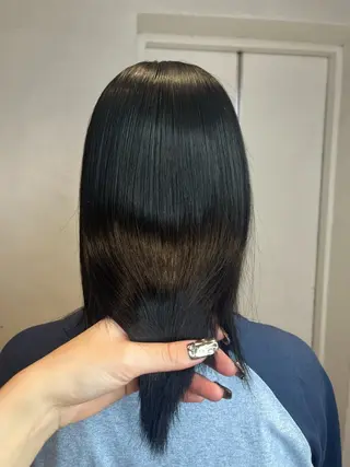 セミロング パーマ センターパート/カラ ーメッシュ📍ユリのヘアスタイル