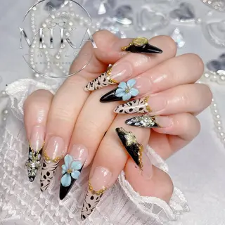 ネイル 🦊Genie🦊 Mika Nailsのネイルデザイン