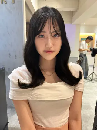セミロング SIKI yuuna レイヤーカット🪽のヘアスタイル