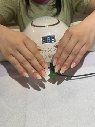 ネイル ナナ1級ネイリスト✨ PEEKABOOのネイルデザイン