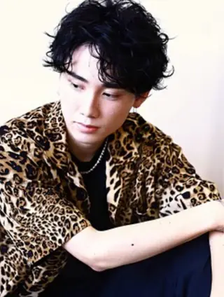 パーマ メンズ 韓国ヘア りんのヘアスタイル