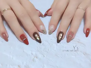 ネイル YUMI NAGAI のネイルデザイン