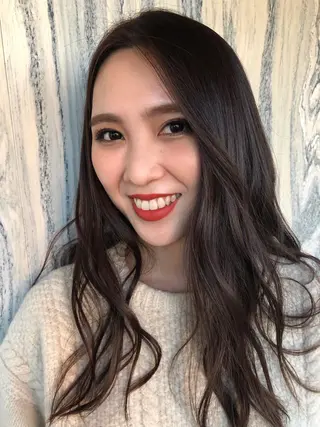 ロング 藤井 さと実のヘアスタイル