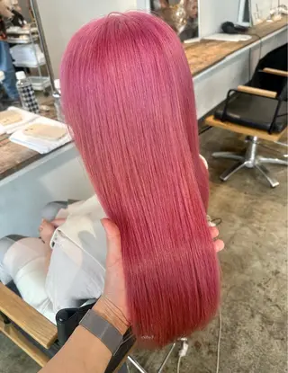 セミロング カラー ✨艶ブリーチカラー ✨四ノ宮裕己のヘアスタイル