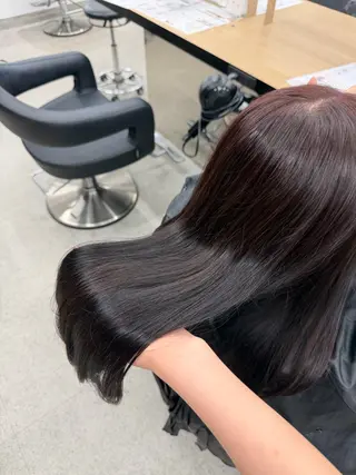 カラー 透明感カラー🫧 EMAのヘアスタイル