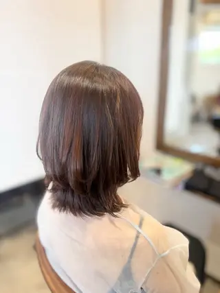 ミディアム YUKI .のヘアスタイル