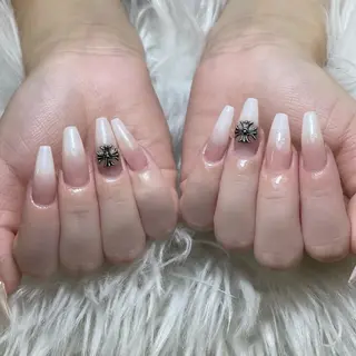 ネイル HIKARIHANA NAILのネイルデザイン