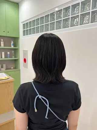 ミディアム 似合わせボブ solua上本町のヘアスタイル