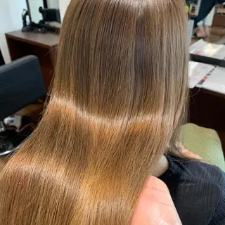 セミロング パーマ 丸山 寛のヘアスタイル