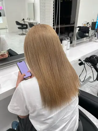 ロング カラー ラベンダー💜 グレージュ🩶のヘアスタイル