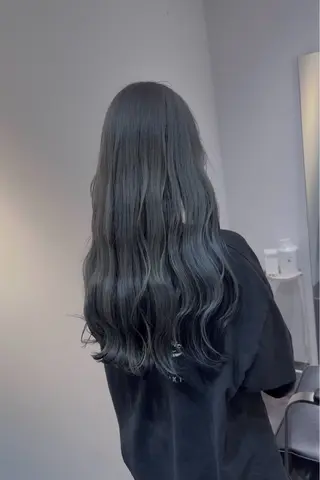 ロング chill_ KAZUKIのヘアスタイル