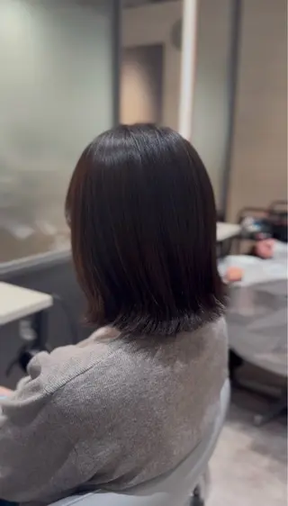 ショート カラー 上野 日菜莉のヘアスタイル