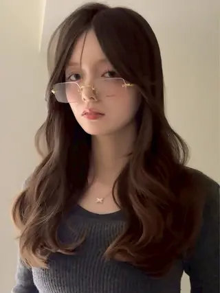 ロング カラー 透明感カラー/似合わ せカラーMIKAのヘアスタイル