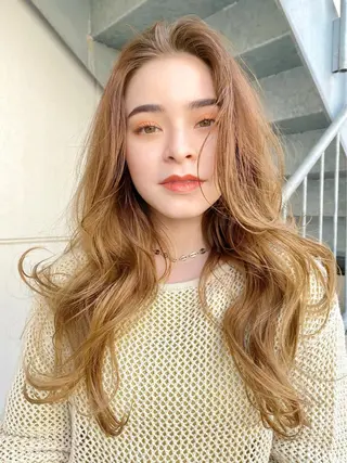 ロング カラー パーマ ヘアアレンジ 【公式】amble luxe池袋東口🩷のヘアスタイル