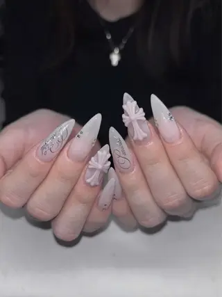 ネイル Sora  Nail 長さ出し専門店のネイルデザイン