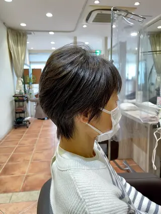 ミディアム ☘️お悩み解決☘️ 岡部恒輝のヘアスタイル