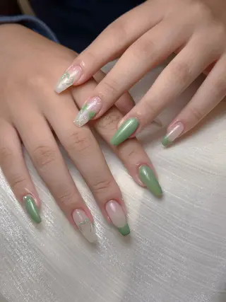 ネイル ネイル👑クイーンズ 巧のネイルデザイン