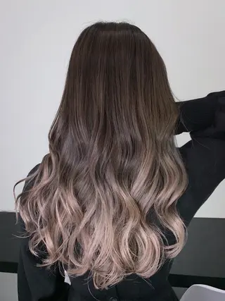 ロング 山田 絵里菜のヘアスタイル