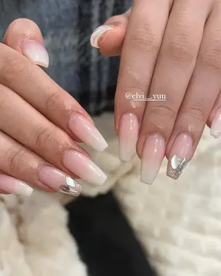 ネイル SALON ELVI.のネイルデザイン